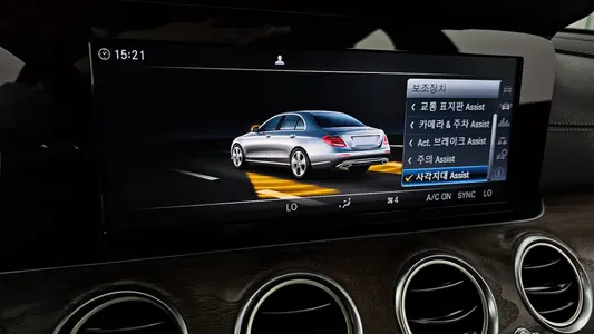 Mercedes-Benz E-Class W213 E220d 2016 15