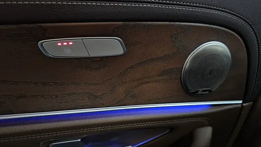 Mercedes-Benz E-Class W213 E220d 2016 16