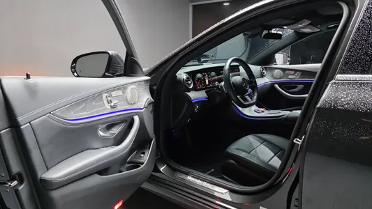 Mercedes-Benz E-Class W213 E350 4MATIC AMG Line 2021 10