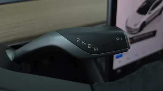 Tesla 3 AWD 2022 9