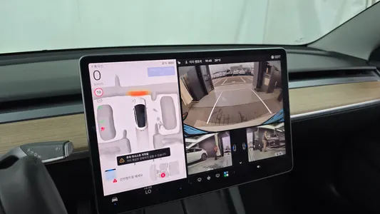 Tesla 3 AWD 2022 15