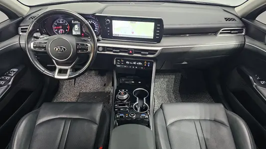 Kia K5 3 2.0 2021 7