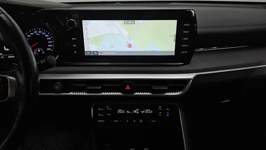 Kia K5 3 2.0 2021 12