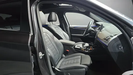 BMW X4 (G02) xDrive20i M 2025 26
