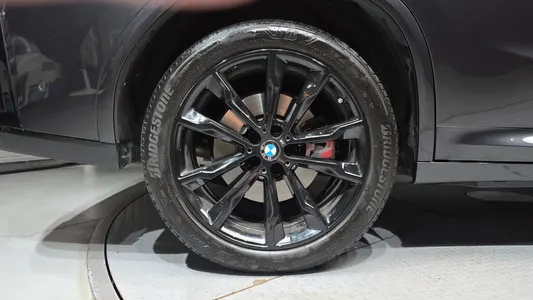 BMW X4 (G02) xDrive20i M 2025 21