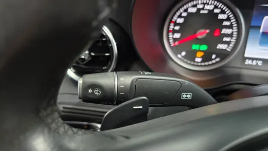 Mercedes-Benz C-Class W205 C200 2018 28