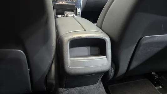 Mercedes-Benz C-Class W205 C200 2018 29
