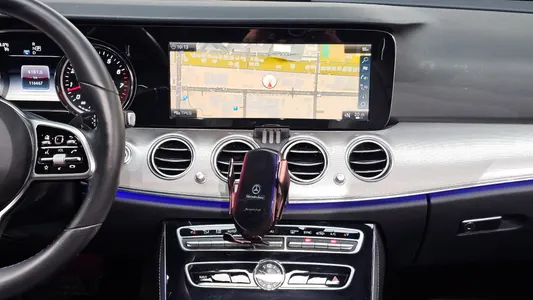 Mercedes-Benz E-Class W213 E300 2019 14