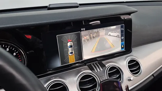 Mercedes-Benz E-Class W213 E300 2019 15