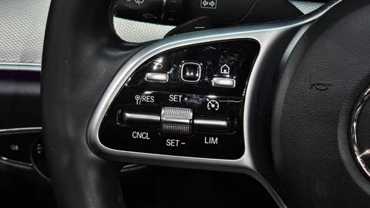 Mercedes-Benz E-Class W213 E300 2019 27
