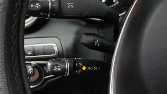 Mercedes-Benz C-Class W205 C350e 2018 14