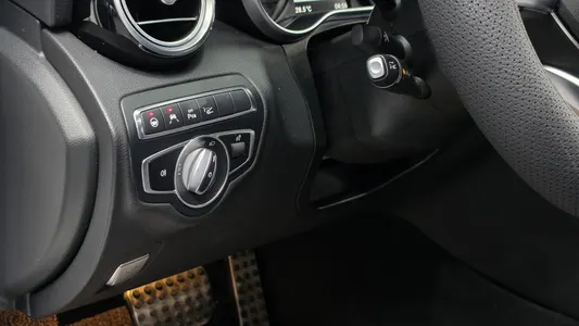 Mercedes-Benz C-Class W205 C350e 2018 17