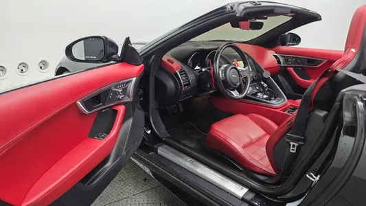 Jaguar F-TYPE P380 R- 2019 10