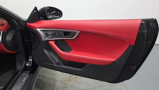 Jaguar F-TYPE P380 R- 2019 25