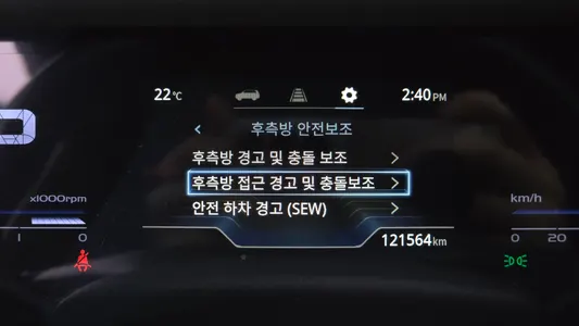 KG Mobility 토레스 1.5 2WD 2022 32