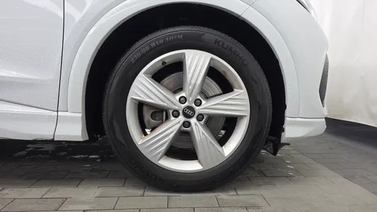 Audi Q4 e- (F4) 40 2022 5