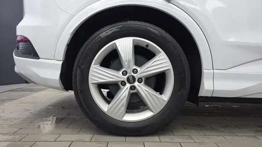 Audi Q4 e- (F4) 40 2022 21