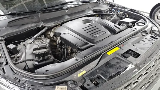 Land Rover 5 2.0 SD4 SE 2018 6