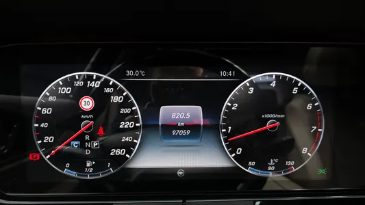 Mercedes-Benz E-Class W213 E400 4MATIC 2017 8