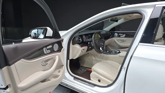 Mercedes-Benz E-Class W213 E400 4MATIC 2017 10