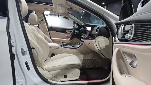 Mercedes-Benz E-Class W213 E400 4MATIC 2017 27
