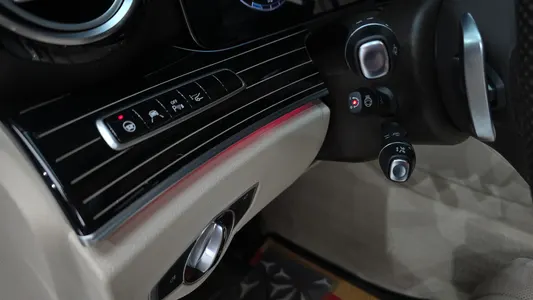 Mercedes-Benz E-Class W213 E400 4MATIC 2017 28