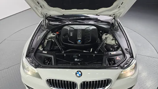 BMW 5 Series (F10) 520d 2014 6