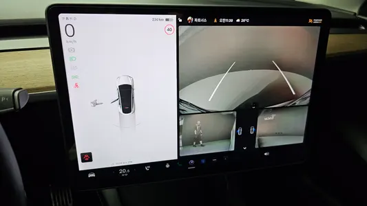 Tesla Y AWD 2021 15