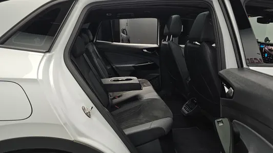 Volkswagen ID.4 2025 10