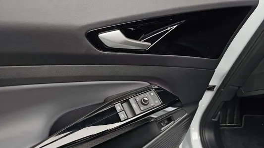 Volkswagen ID.4 2025 35