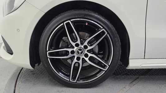 Mercedes-Benz A-Class W176 A200 AMG Line 2018 5