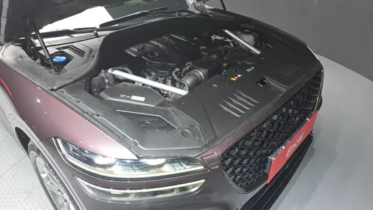 Genesis GV70 2.5T AWD 2021 6