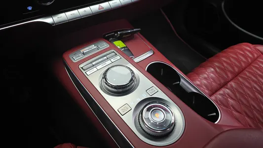 Genesis GV70 2.5T AWD 2021 9