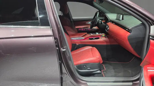 Genesis GV70 2.5T AWD 2021 11