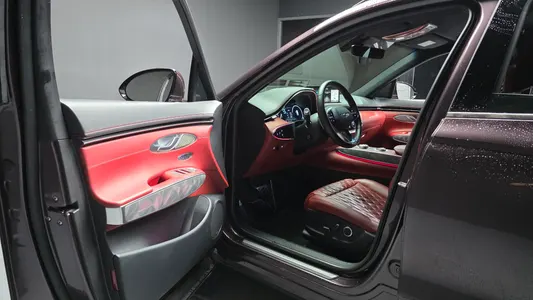 Genesis GV70 2.5T AWD 2021 10