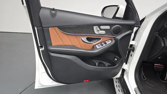Mercedes-Benz GLC-Class X253 GLC300 4MATIC 2022 24