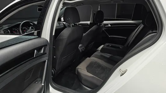Volkswagen 7 2.0 TDI 2016 11