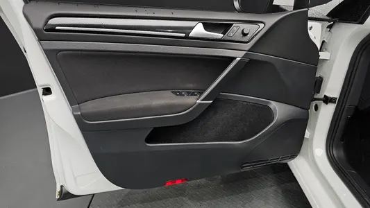 Volkswagen 7 2.0 TDI 2016 24