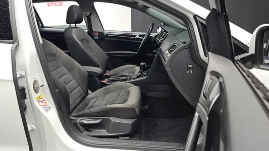 Volkswagen 7 2.0 TDI 2016 26
