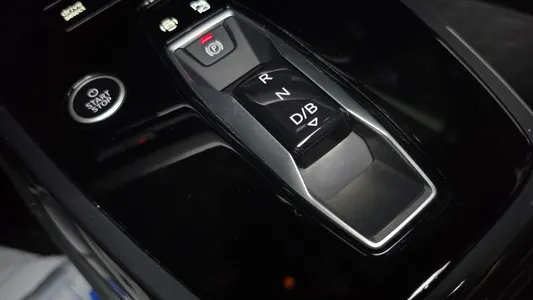 Audi Q4 e- (F4) 45 2025 9