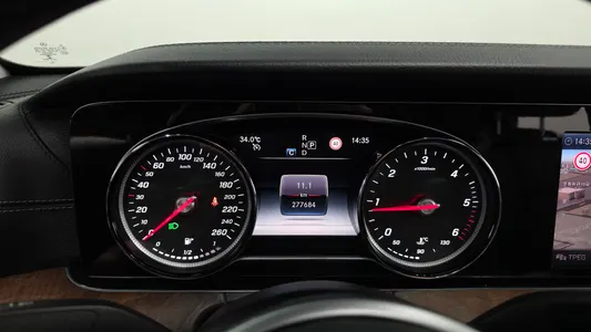 Mercedes-Benz E-Class W213 E220d 4MATIC 2019 8