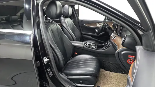 Mercedes-Benz E-Class W213 E220d 4MATIC 2019 11