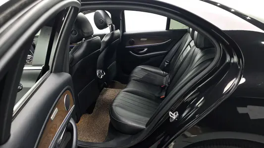 Mercedes-Benz E-Class W213 E220d 4MATIC 2019 12