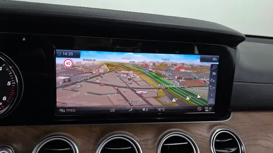 Mercedes-Benz E-Class W213 E220d 4MATIC 2019 14