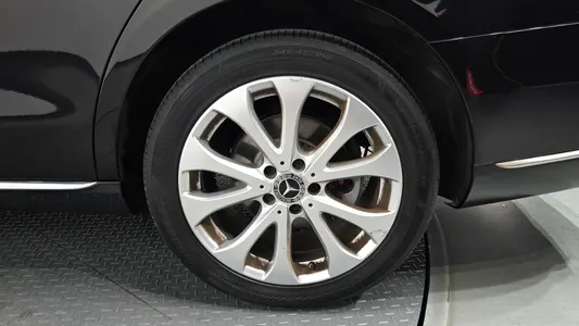 Mercedes-Benz E-Class W213 E220d 4MATIC 2019 21