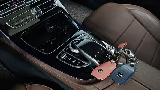 Mercedes-Benz E-Class W213 E220d 2019 15