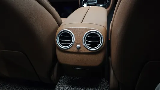 Mercedes-Benz E-Class W213 E220d 2019 33