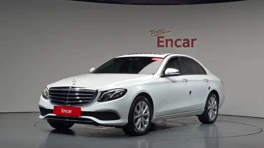 Mercedes-Benz E-Class W213 E300 4MATIC 2018