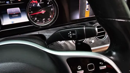 Mercedes-Benz E-Class W213 E220d 2019 9