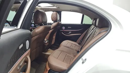 Mercedes-Benz E-Class W213 E220d 2019 12